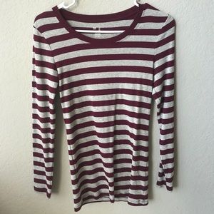 maroon and gray long sleeve